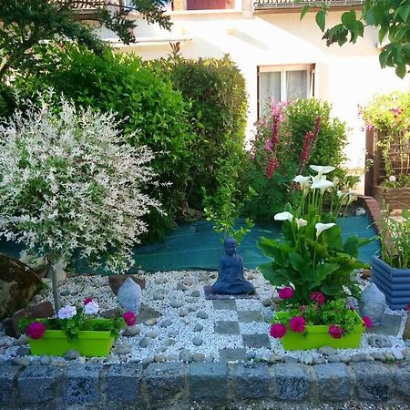 4 Rue Guy de Maupassant Apartamento Valmont  Exterior foto
